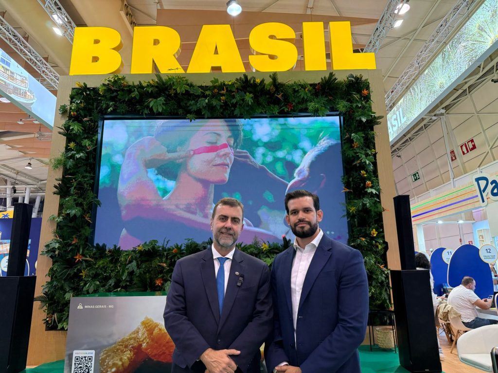 Amazonastur inicia participação na Better Tourism Lisbon Travel, em Portugal 3 AMAZONASTUR BTL LISBOA Presidente da Embratur Marcelo Freixo presidente da Amazonastur Ian Ribeiro Foto Nathalie Torres Amazonastur 1024x768 1