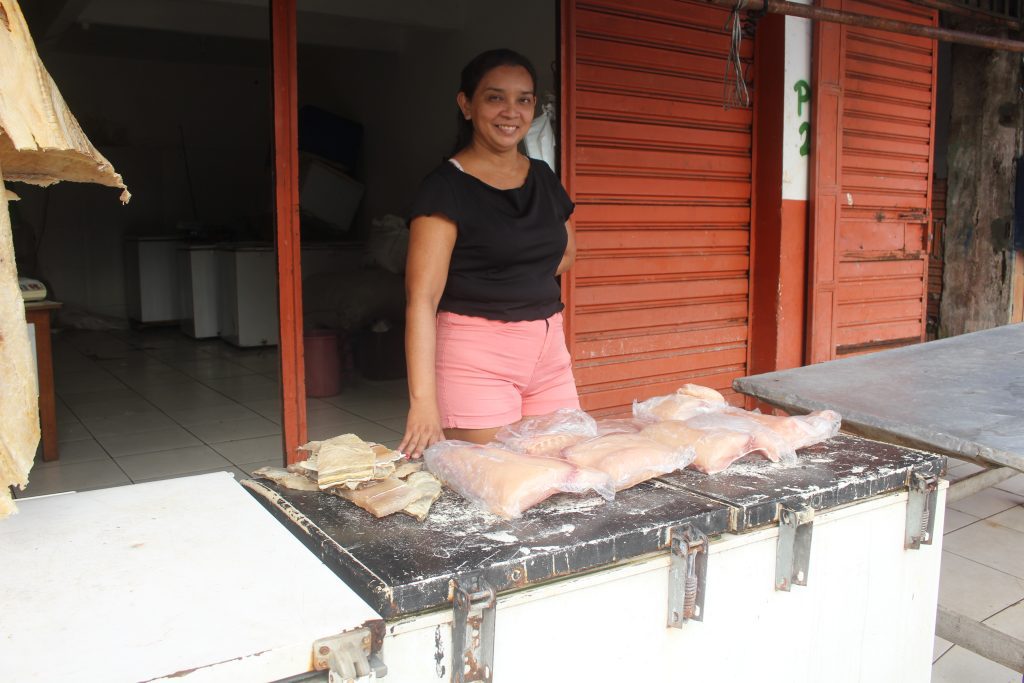 Estudo aponta que 55% das mulheres atendidas pelo Prosai Parintins são chefes de família 3 BENEFICIARIA DO KAMILA ARANHA ROSAS 9 FOTO NEUDSON CORREA 1024x683 1