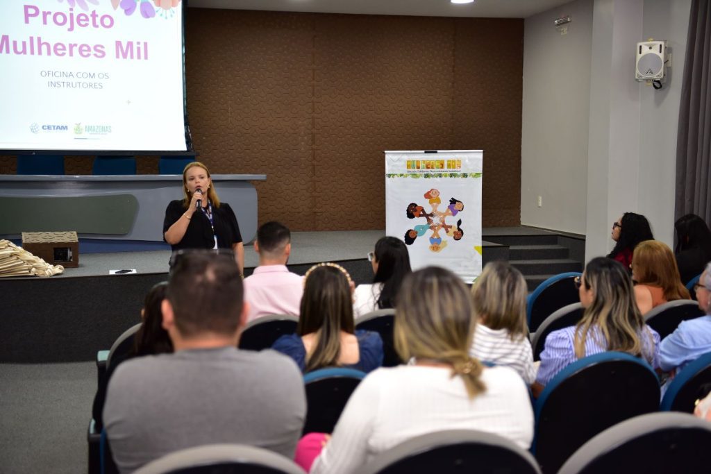 Cetam realiza aula inaugural do Projeto Mulheres Mil 2025 com oferta de 13 cursos 2 CETAM MULHERES MIL FORMACAO FOTO CLEUDILON PASSARINHO 1024x683 1