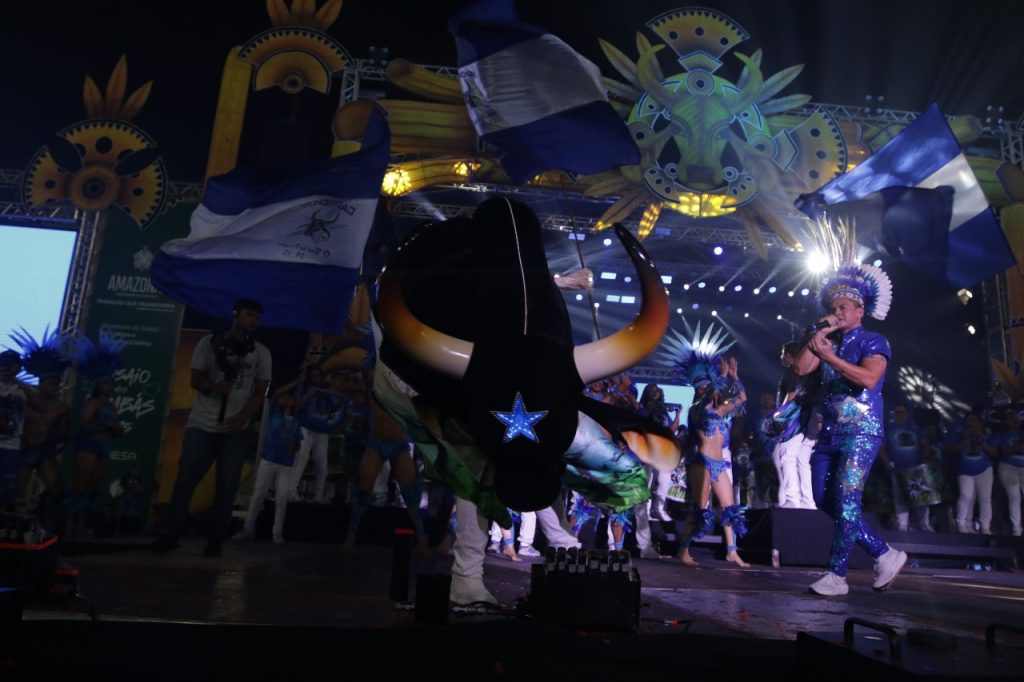 Temporada 2025 dos Ensaios dos Bumbás estreia com mais de 10 mil pessoas no Sambódromo 9 Cultura Ensaios dos Bumbas Caprichoso FOTO Arthur Castro 1024x682 1