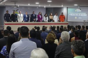 EMPOSSADOS ARTHUR CASTRO SECOM 300x200 1