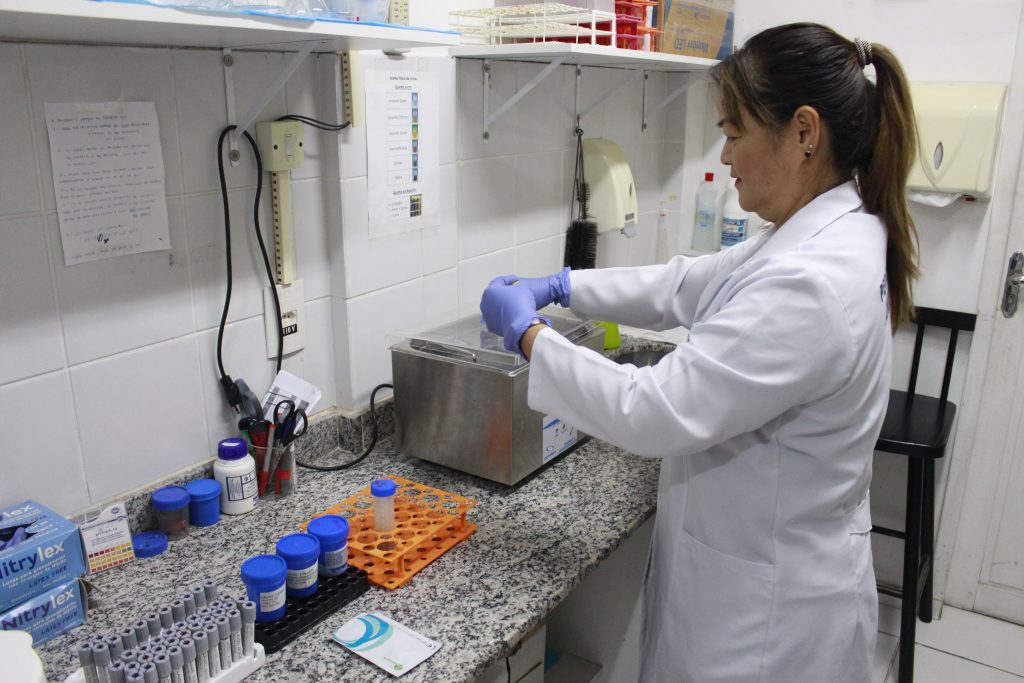 Laboratório Forense de Análises de Substâncias e Compostos emitiu cerca de 5 mil laudos periciais em 2024 2 EM 2024 O LABORATORIO FORENSE DE ANALISES DE SUBSTANCIAS E COMPOSTOS EMITIU CERCA DE 5 MIL LAUDOS PERICIAIS FOTOS SSP AM VICTOR LEVY 2 1024x683 1