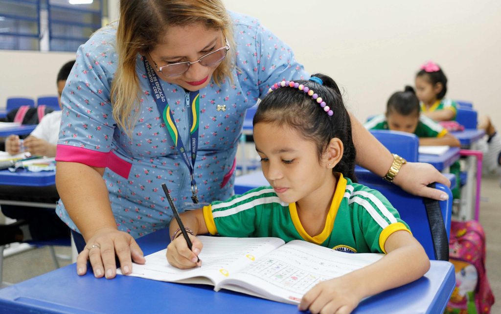 Em parcerias com o MEC, Secretaria de Educação avança na pauta da alfabetização no Amazonas 2 Educacao Avanco Alfabetizacao Amazonas Foto Euzivaldo Queiroz 1024x642 1
