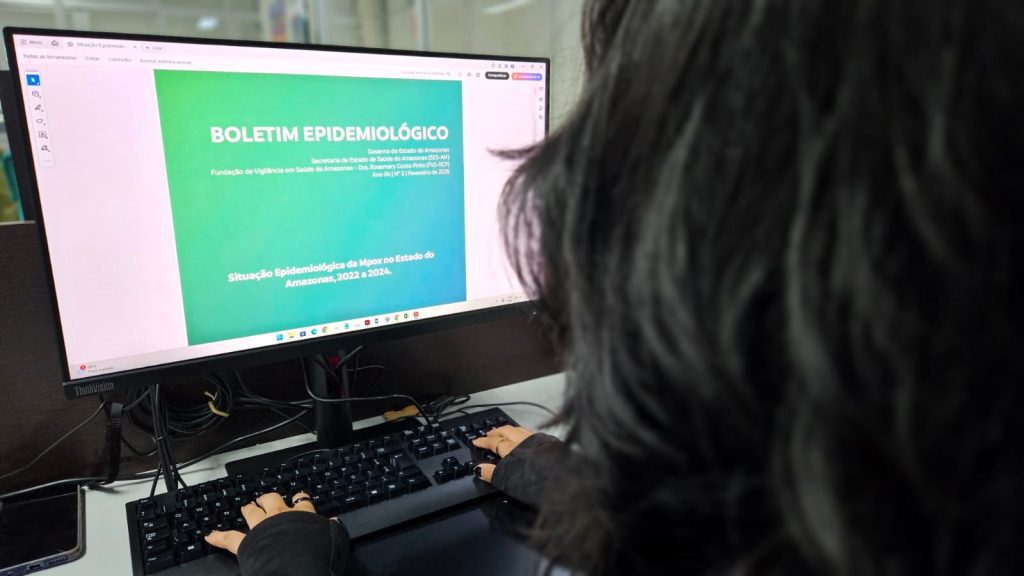 Saúde reforça estratégias de vigilância e controle da Mpox e divulga boletim com cenário da doença 2 FVS RCP Boletim mpox FOTO Girlene Medeiros FVS RCP 1024x576 1