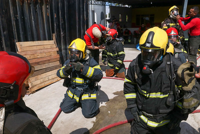 Militares do Corpo de Bombeiros realizam simulado prático de incêndio urbano em Manaus 3 Foto Mauro Neto Secom 1