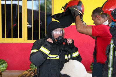 Militares do Corpo de Bombeiros realizam simulado prático de incêndio urbano em Manaus 5 Foto Mauro Neto Secom 5