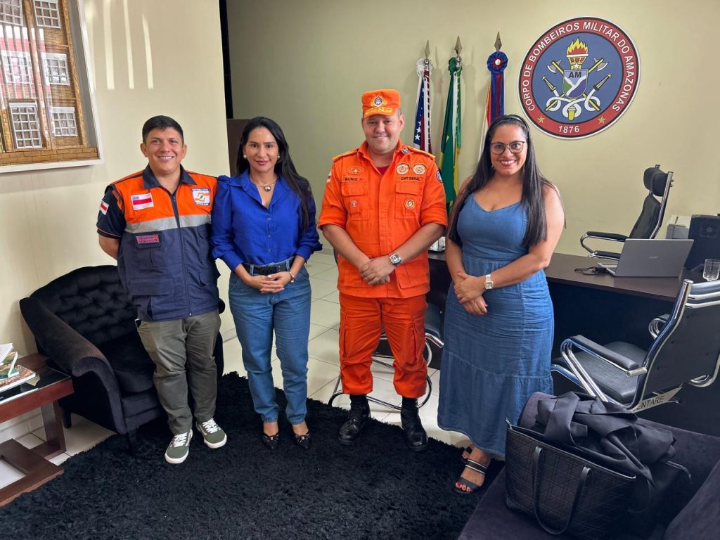 Corpo de Bombeiros e Prefeitura de Jutaí discutem implantação de base da instituição no município 2 Foto Paulo Bahia 2 1024x768 1
