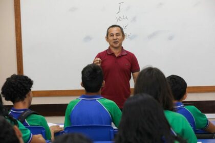 Governador Wilson Lima anuncia pagamento de progressoes a mais de 2 mil professores e pedagogos da rede estadual 5 foto Antonio Lima Secom 1024x682 VQD5Na