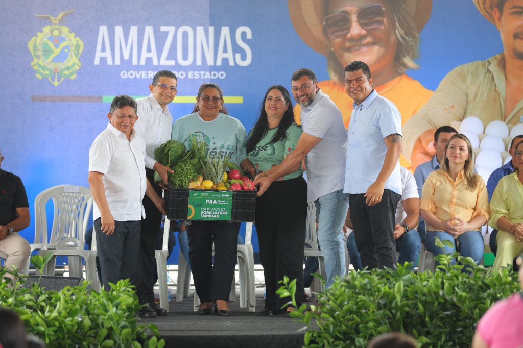 Governador Wilson Lima paga mais de R$ 1,7 milhão na subvenção econômica do pirarucu e destina fomento e insumos ao setor primário 7 Governador Wilson Lima paga mais de R 17 milhao na subvencao economica do pirarucu e destina fomento e insumos ao setor primario 3 foto Diego Peres Secom 1024x682 1