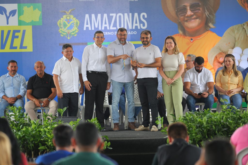 Governador Wilson Lima paga mais de R$ 1,7 milhão na subvenção econômica do pirarucu e destina fomento e insumos ao setor primário 9 Governador Wilson Lima paga mais de R 17 milhao na subvencao economica do pirarucu e destina fomento e insumos ao setor primario 6 foto Diego Peres Secom 1024x682 1
