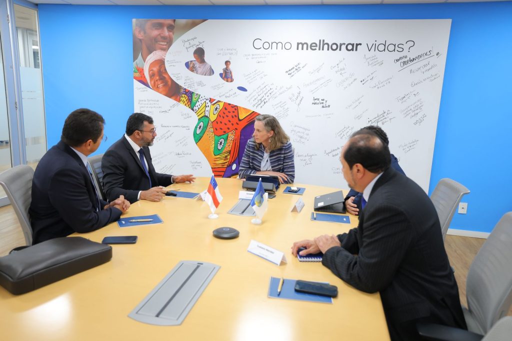 Governador Wilson Lima se reúne com ministro Waldez Góes para apresentar ações de prevenção contra fenômenos climáticos no Amazonas 5 Governador Wilson Lima se reune com ministro Waldez Goes para apresentar acoes de prevencao contra fenomenos climaticos no Amazonas 2 foto Diego Peres Secom 1024x682 1