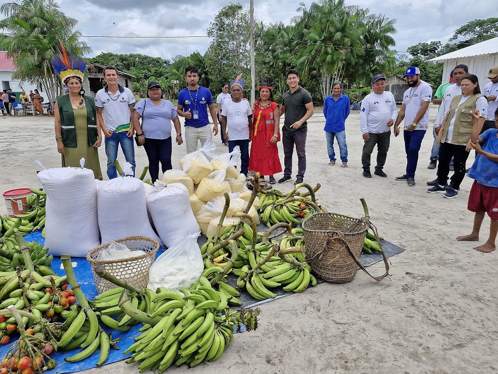 Japurá e Manaquiri: Agricultores indígenas assistidos pelo Idam vendem 5 toneladas de alimentos via PAA Indígena 3 Idam Entrega de PAA indigena em Japura e Manaquiri Fotos divulgacao 1