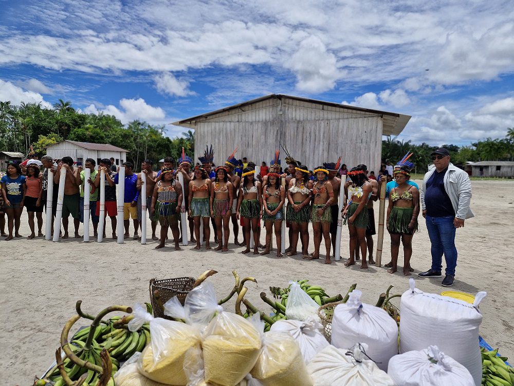 Japurá e Manaquiri: Agricultores indígenas assistidos pelo Idam vendem 5 toneladas de alimentos via PAA Indígena 5 Idam Entrega de PAA indigena em Japura e Manaquiri Fotos divulgacao 2