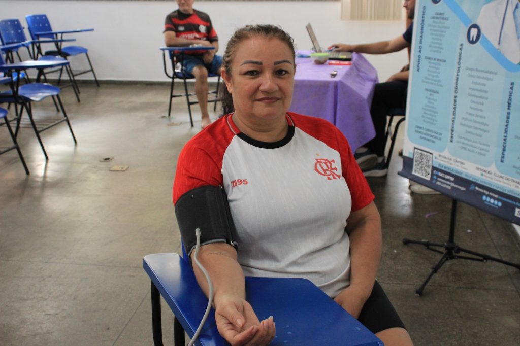 Seas oferece sessão de embelezamento e serviços de saúde às mulheres que frequentam os Centros de Convivência do Idoso 3 JANETE SENA 1024x682 1
