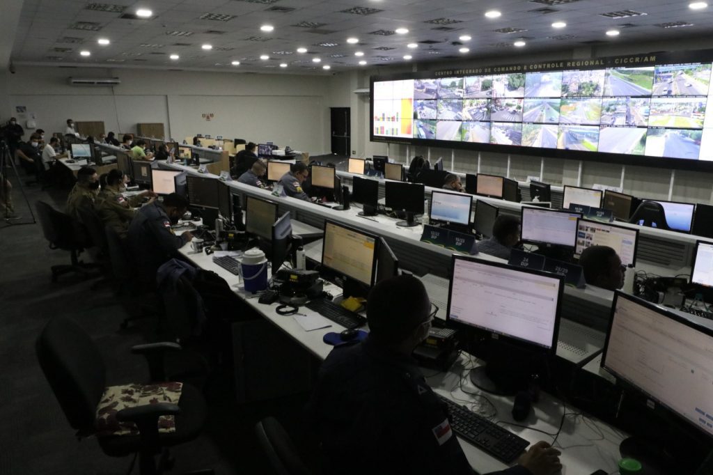 Com investimentos do Governo do Amazonas, Manaus registra o menor índice de roubos e furtos de veículos dos últimos 13 anos 5 MONITORAMENTO PAREDAO ARQUIVO SECOM 2 1024x682 1