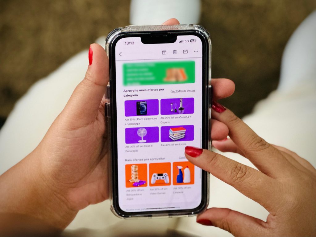 Consumidor: Polícia Civil alerta para compras de produtos com “ofertas imperdíveis” 2 PC AM ALERTA PROMOCOES DIA DO CONSUMIDOR FOTO BEATRIZ SAMPAIO 2 1024x768 1