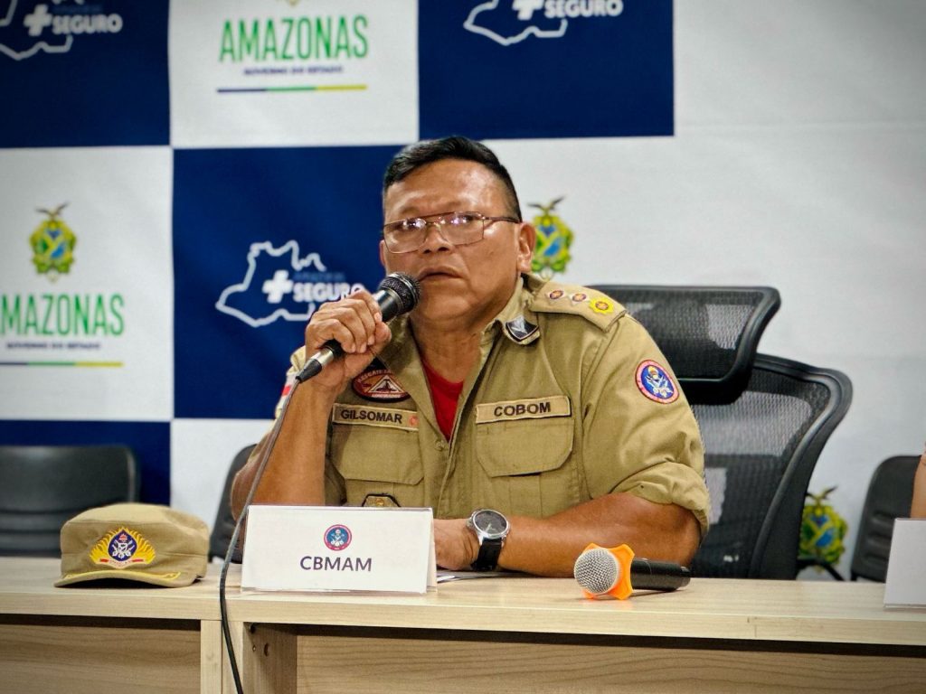 Rápida atuação das Forças de Segurança prende personal trainer suspeito de estupro de vulnerável contra jovem 7 PC AM CHEFE DO CENTRO DE OPERACOES BOMBEIRO MILITAR DOCBMAM GILSOMAR NUNES DE MORAES FOTOS BEATRIZ SAMPAIO 1024x768 1
