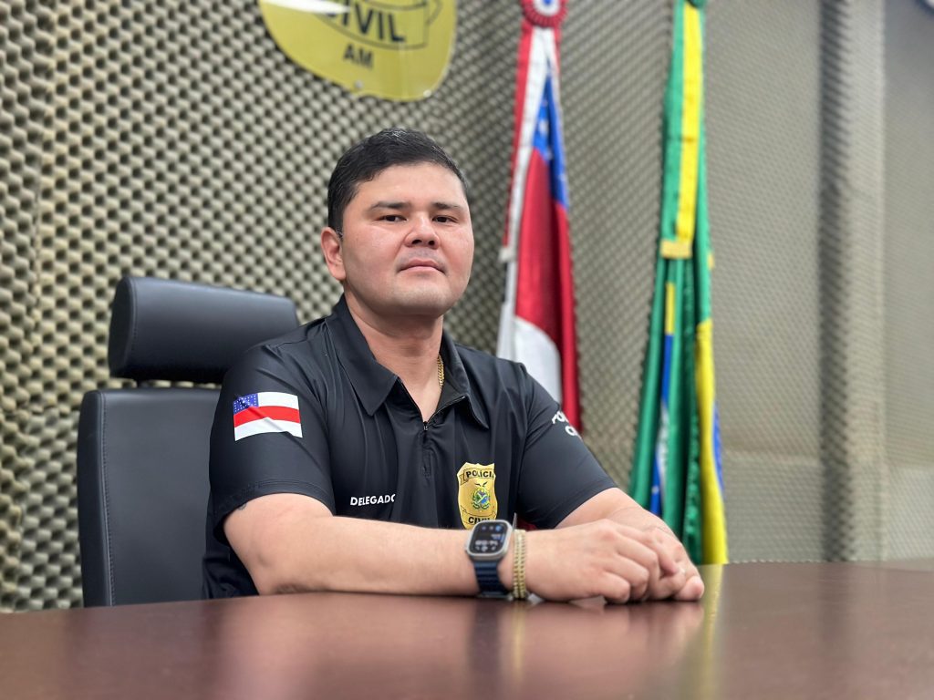 PC-AM orienta sobre a importância de informar o número do IMEI ao registrar BO de roubo ou furto de celular 5 PC AM DELEGADO BRUNO HITOTUZI DIRETOR DO NIRC FOTO LYANDRA PERES 1024x768 1
