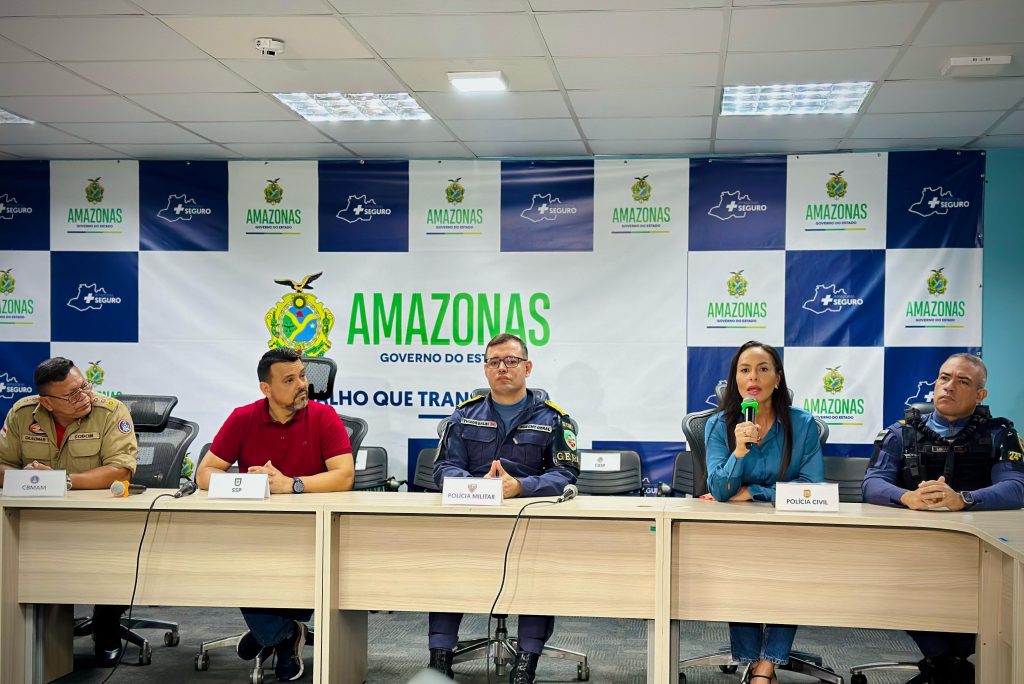 Rápida atuação das Forças de Segurança prende personal trainer suspeito de estupro de vulnerável contra jovem 2 PC AM REPRESENTANTES DOS ORGAOS DE SEGURANCA PUBLICA DO AMAZONAS FOTOS BEATRIZ SAMPAIO 1024x684 1