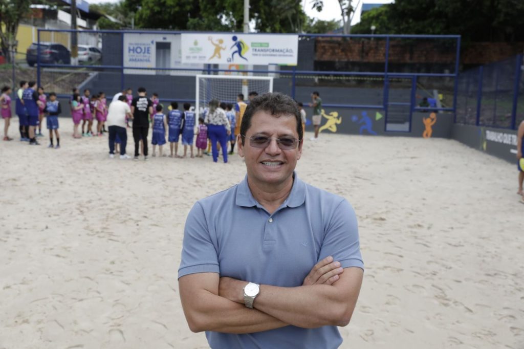 Moradores da zona centro-sul destacam benefícios dos projetos socioesportivos do Governo do Amazonas 7 SECRETARIO DA UGPE MARCELLUS CAMPELO ALEX PAZUELLO SECOM 1 1024x682 1