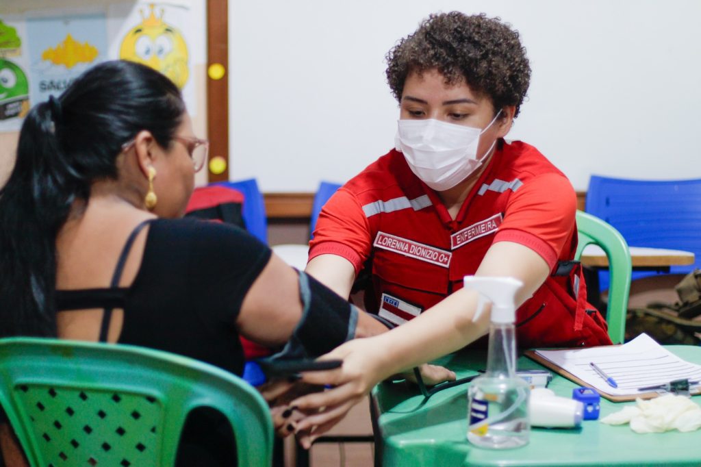 Mês da Mulher: Sejusc estimula bem-estar e autoestima por meio de curso de automaquiagem 7 Sejusc Foto Ygson Franca Sejusc 8 1024x682 1