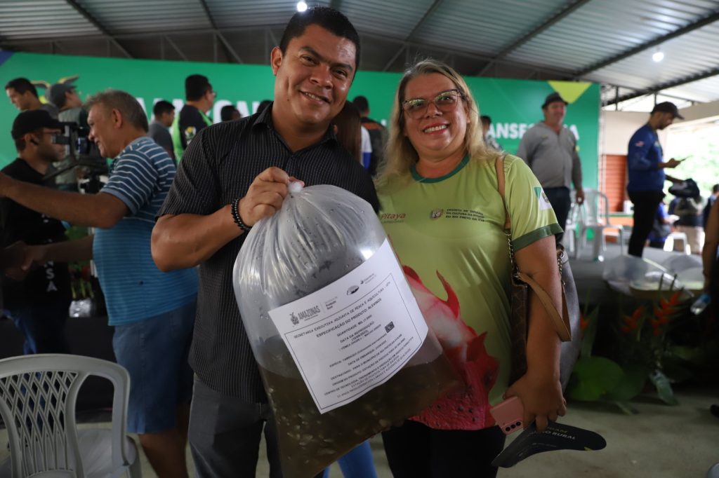 Sepror fomenta agricultura e aquicultura com entregas de mudas, sementes e alevinos 5 Sepror Fomento Agro Daniel Borges foto Emerson Martins 2 1 1024x682 1