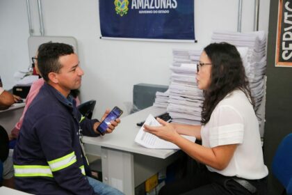 Suhab.03 07.03.2025 Servico Social realizando atendimentos as familias do Prosamim 1024x683 0SJwLN