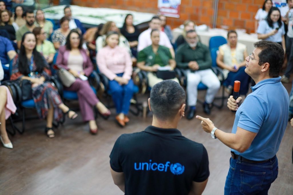 Governo do Amazonas define ações para aumentar adesão dos municípios ao Selo Unicef, na edição 2025-2028 5 ab0830fa cd12 43d2 8ebf bd5ed2ead317 1024x682 1