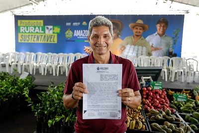 Governo do Amazonas amplia investimentos no setor primário com entrega de insumos e equipamento agrícolas 3 c7e93950 3da7 4606 8320 e4b742e37edb 1