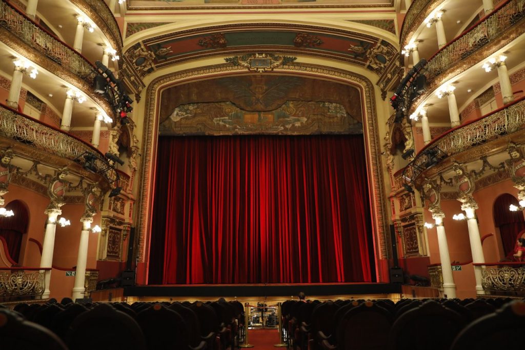 Em Manaus, Iphan reúne Grupo de Trabalho responsável pela candidatura dos Teatros da Amazônia a Patrimônio Mundial Cultural 3 cultura teatro amazonas marcio james 01 1 1024x682 1
