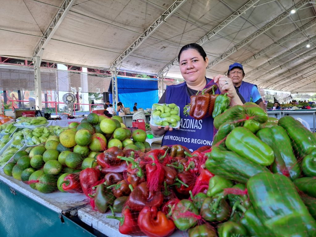 ADS realiza Feira de Produtos Regionais em comemoração aos 10 anos de inauguração do Parque Rio Negro 5 ADS FEIRA DE PRODUTOS REGIONAIS NO PARQUE RIO NEGRO FOTO ALINE MARTINES ADS 1 1024x768 1