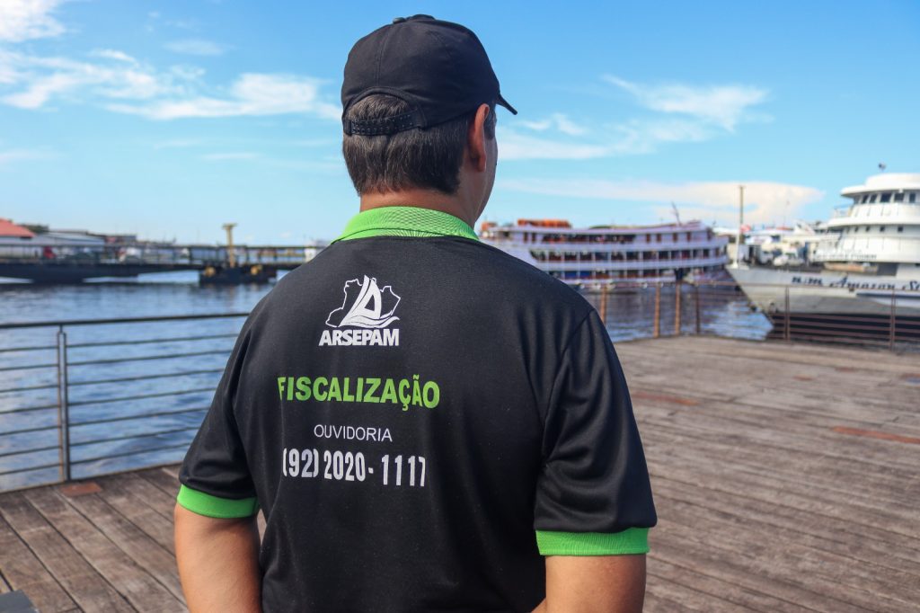 Mais de 33 mil passageiros devem utilizar os transportes intermunicipais durante a Semana Santa no Amazonas 7 ARSEPAM 2 Fiscalizacao no transporte hidroviario intermunicipal 25 04 2025 1024x682 1