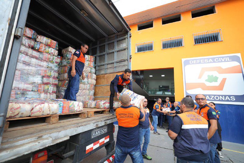 Governador Wilson Lima acompanha o envio de ajuda humanitária para Boca do Acre 9 Ajuda Boca do Acred Foto Diego Peres Secom 4 1