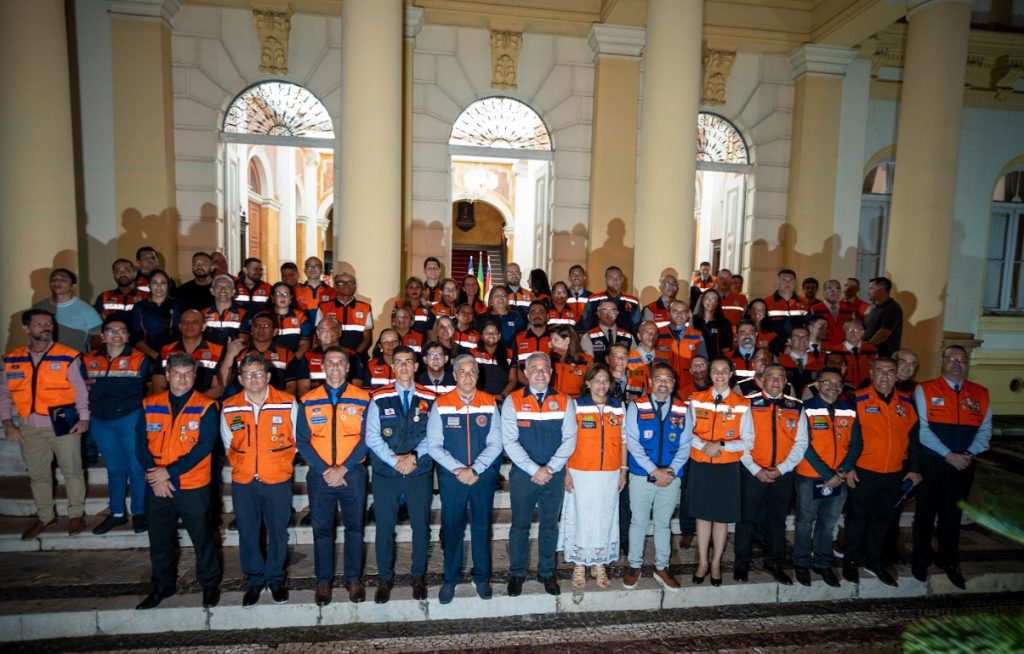 Projeto “Água Boa” é destaque no último dia do Congepdec, que encerra com entrega de medalhas no Palácio da Justiça 5 DC CONGEPDEC FOTOS DIVULGACAO DEFESA CIVIL AMAZONAS 4 1024x654 1