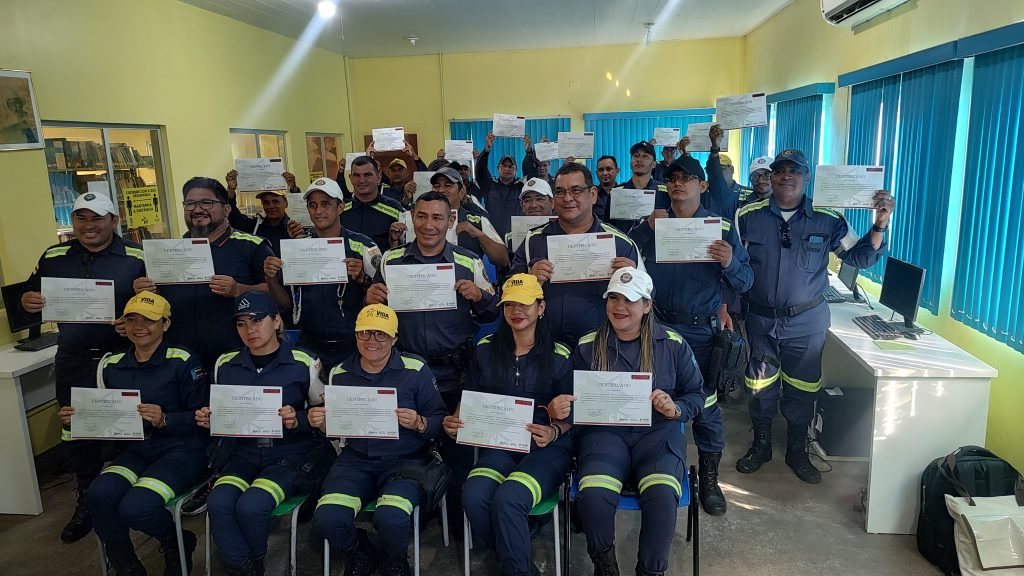 Detran-AM promove a capacitação de quase 90 pessoas em cursos realizados no município de Parintins 2 EPTRAN Curso Parintins 2 1024x576 1