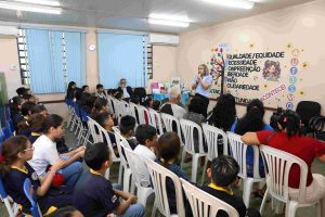 Educacao Conscientizacao Autismo Foto Euzivaldo Queiroz 300x200 1
