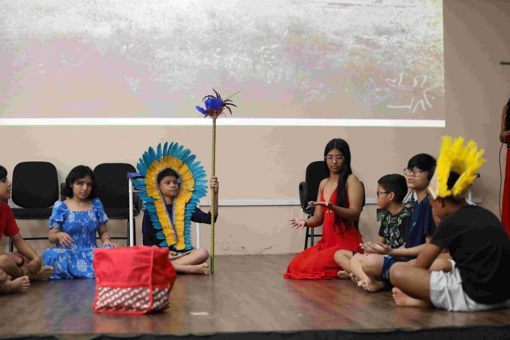Escola Estadual promove Mostra Cultural dos Povos Indígenas com a presença de autor da etnia Munduruku 3 Educacao Mostra Cultural Indigenas Foto Euzivaldo Queiroz 1024x683 1