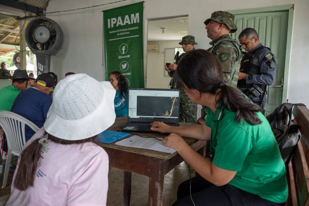 Ipaam, MMA e PNUD realizam mutirão do Cadastro Ambiental Rural, em Presidente Figueiredo 3 Equipe do Ipaam no ultimo mutirao do CAR Foto 2 14 04 2025 1024x683 1