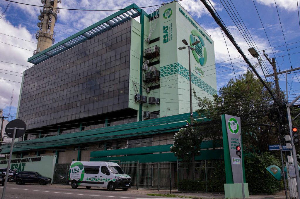 Especialização em Biomecânica da UEA segue com inscrições abertas até 21 de abril 2 Escola Superior de Artes e Turismo Esat Daniel Brito 1 1024x681 1