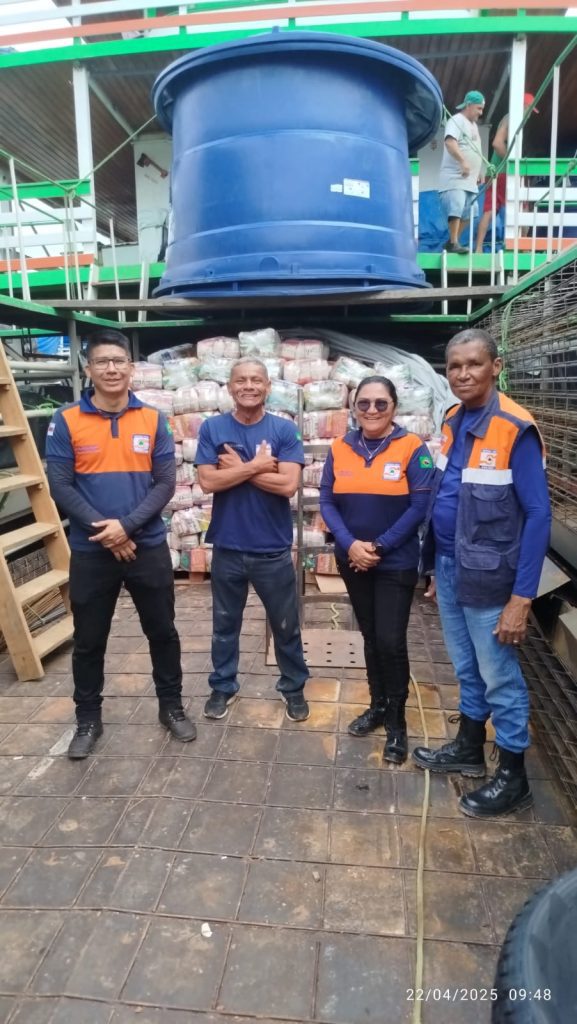Operação Cheia 2025: Ajuda humanitária do Governo do Amazonas chega ao município de Apuí 3 Foto divulgacao 577x1024 1