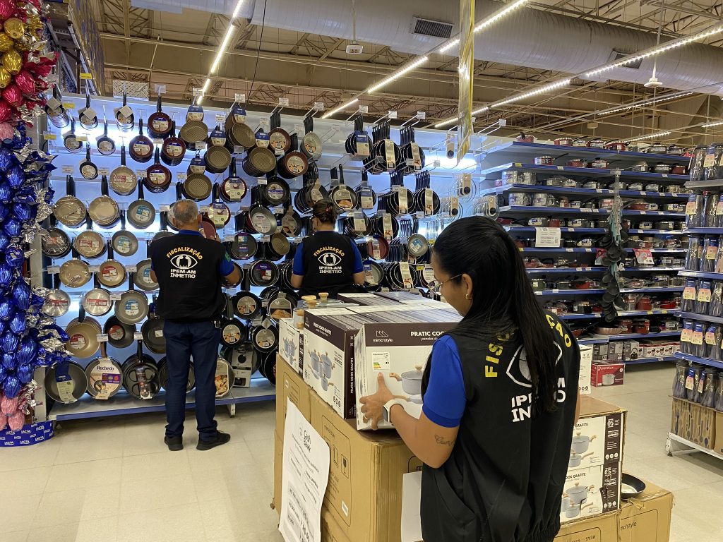 Ipem-AM fecha ‘Mês do Consumidor’ com mais de 10,2 mil itens verificados em Manaus e Região Metropolitana 2 IPEM 1 1024x768 1