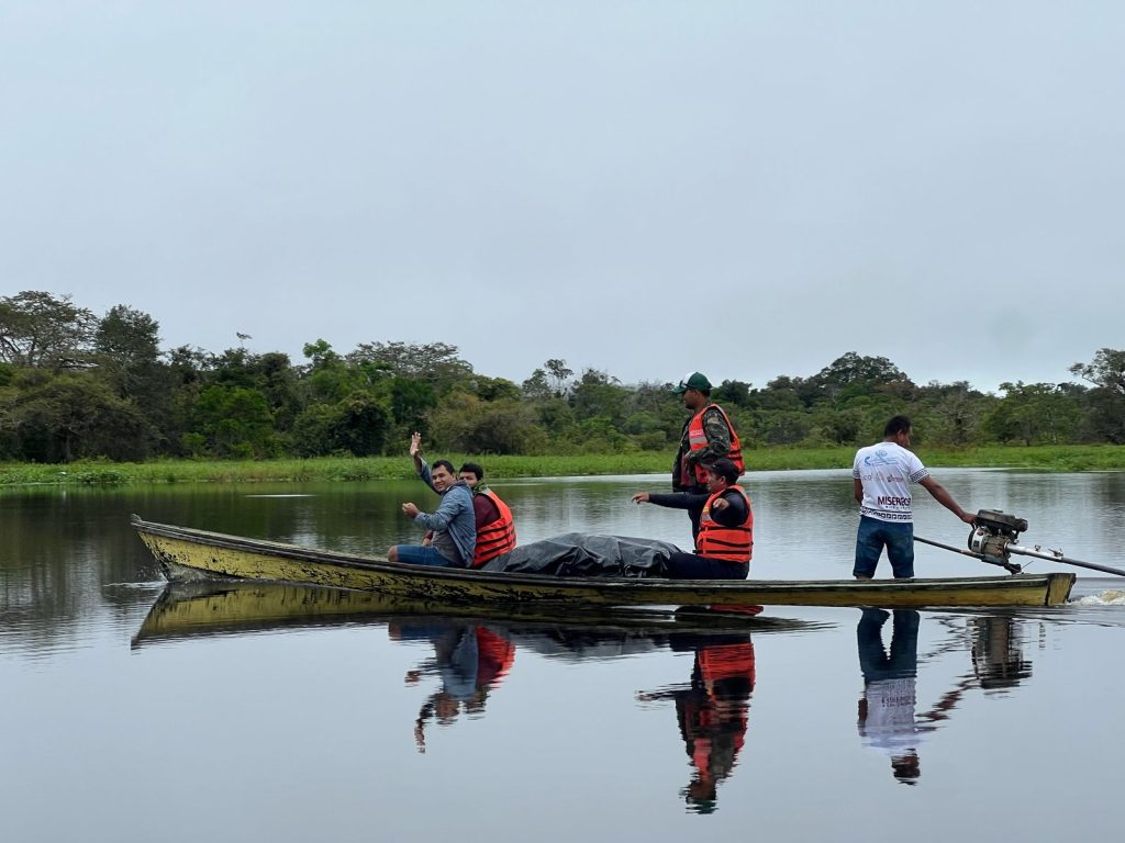 Em São Paulo de Olivença, Idam realiza emissão de 77 documentos para produtores rurais indígenas 7 Idam Emissao de documentos rurais em Sao Paulo de Olivenca manejadores de pirarucu indigenas Fotos divulgacao 4 1024x768 1