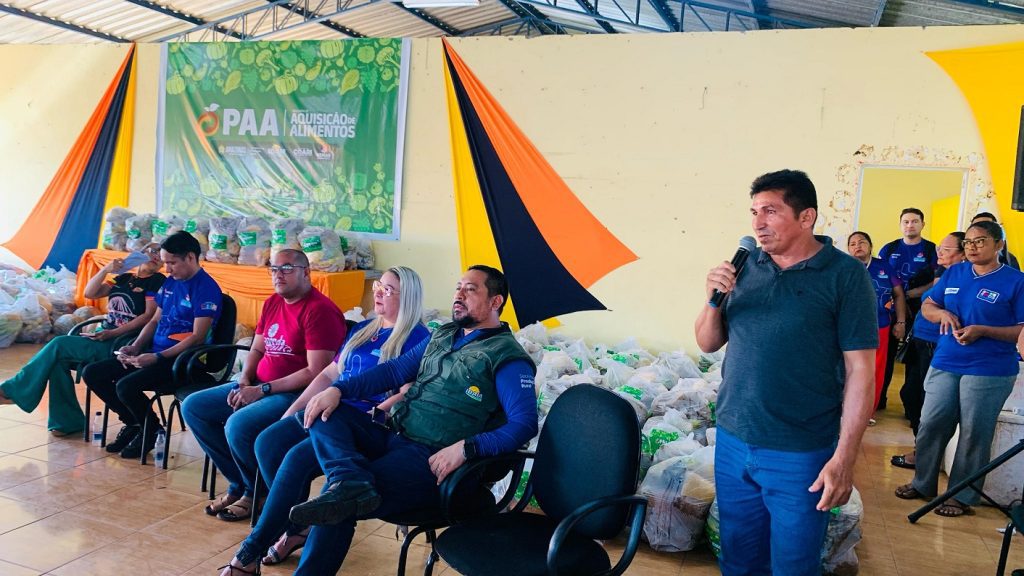 Em Coari, 15 toneladas de alimentos da agricultura familiar são entregues por meio do PAA 7 Idam Entrega de 15 toneladas de alimentos por PAA em Coari Fotos divulgacao 2 1024x576 1