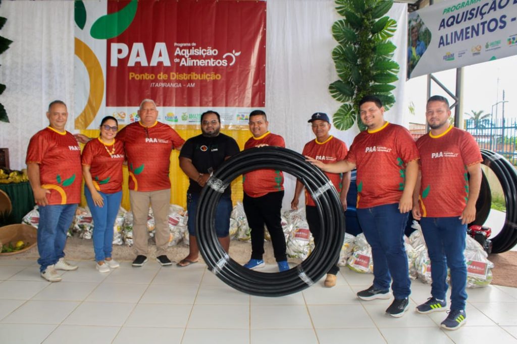 Governo do Amazonas garante R$ 118 mil em crédito rural a agricultores e pescadores de Itapiranga 3 Idam Entrega de PAA e credito rural em Itapiranga Fotos divulgacao1 1024x683 1