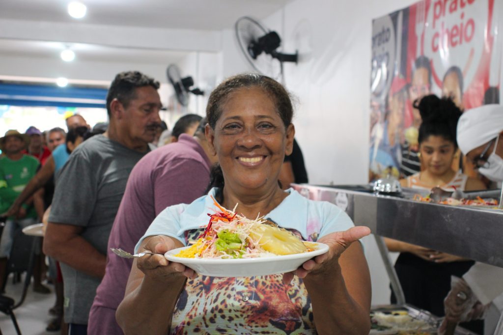 Restaurante Prato Cheio da comunidade Riacho Doce é reinaugurado em novo endereço 9 MARIA CLEUNICE 62 ANOS 1024x682 1