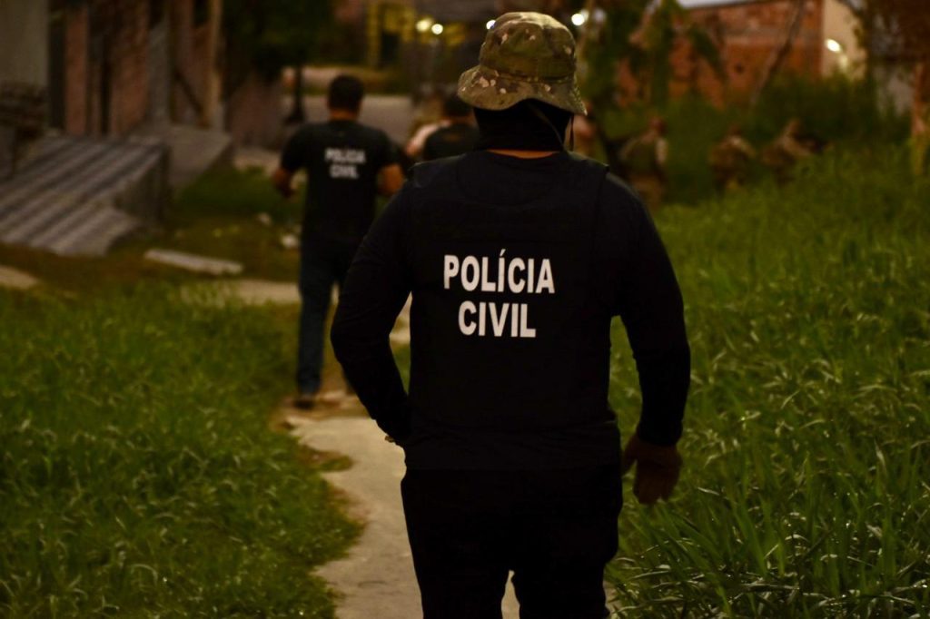De janeiro a abril, Polícia Civil efetuou mais de 100 prisões por estupro de vulnerável no Estado 7 PC AM OPERACAO HAGNOS FOTO ERLON RODRIGUES 1024x682 1