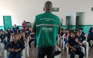 Palestra de Educacao Ambiental Foto 3 24 04 2025 300x188 1