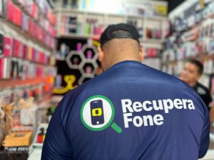 RECUPERAFONE TRES PESSOAS SAO PRESAS POR RECEPTACAO NA ZONA LESTE DE MANAUS FOTOS JULIA RODRIGUES SSP AM 4 300x225 1