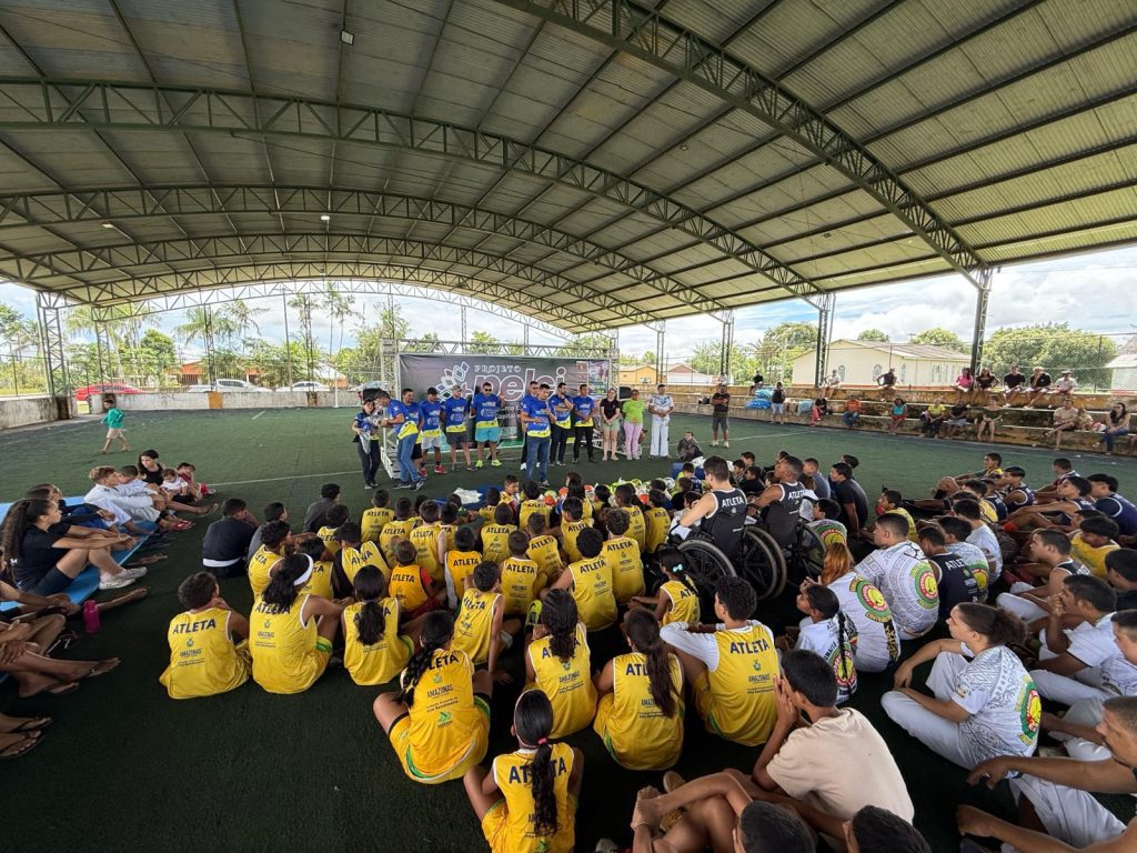 Em Humaitá, Governo do Amazonas dá início às atividades do Pelci em 2025 3 SEDEL Alunos e Comunidade Presente no Lancamento das Atividades do Pelci em 2025 FOTO Divulgacao Sedel 1024x768 1