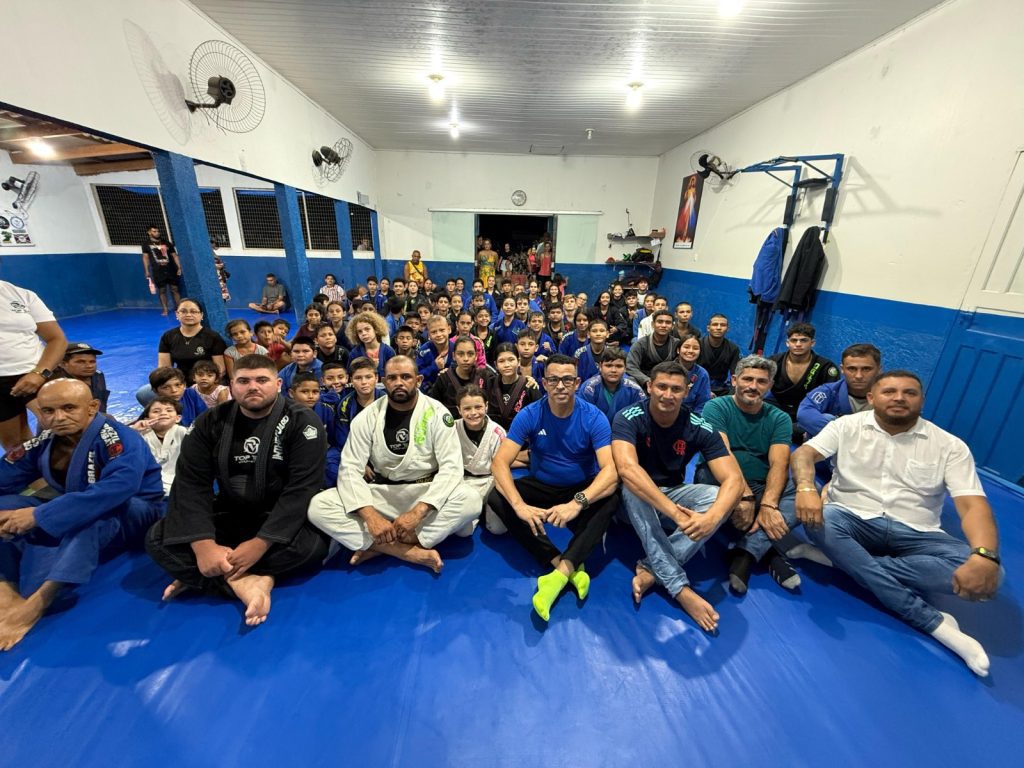 Em Humaitá, Governo do Amazonas dá início às atividades do Pelci em 2025 9 SEDEL Visita a Projeto de Jiu Jitsu em Humaita FOTO Divulgacao Sedel 1024x768 1